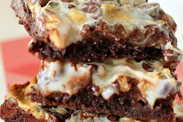 Peanut Butter Caramel Brownie Magic Bars