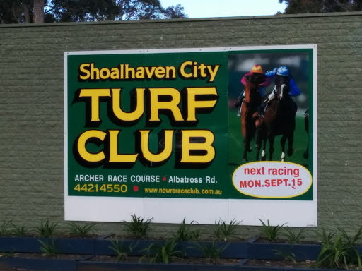 Shoalhaven City Turf Club Sign