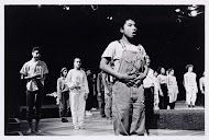 Warming up voor de voorstelling van The Kingdom