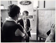 Van Agt op bezoek bij Ford-fabriek