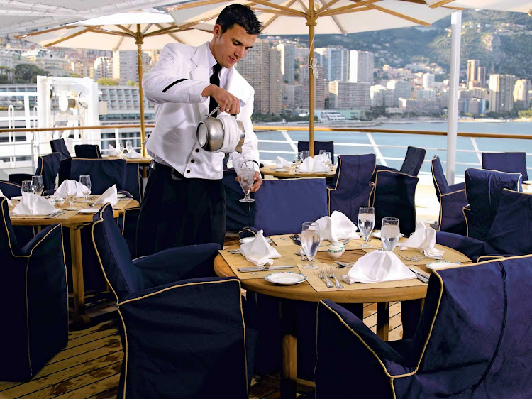Al fesco in style: Take in the view and the ocean breeze during a casual lunch on the deck of Oceania Insignia's Terrace Café.