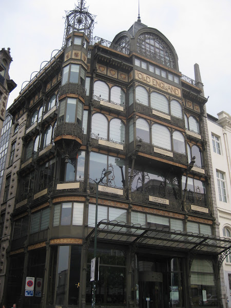 One my favorite random buildings I saw during the trip. It’s in Brussels, and beyond just looking cool, if you zoom in you can see that there is music written on it. I really want to know what it sounds like…