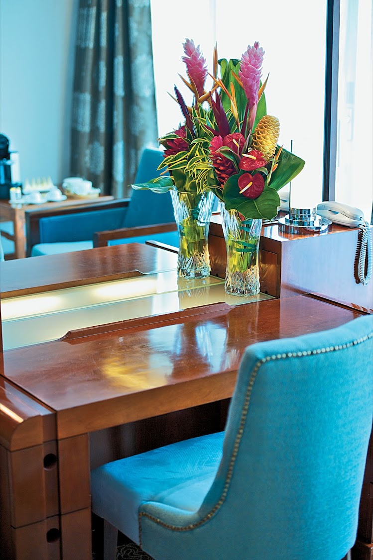 Bright touches in Owner's Suite 701 on the Paul Gauguin, which features butler service and can accommodate up to four guests.