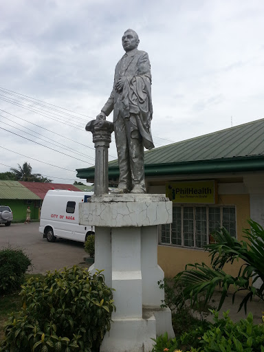 Vicente Mendiola Memorial Statue