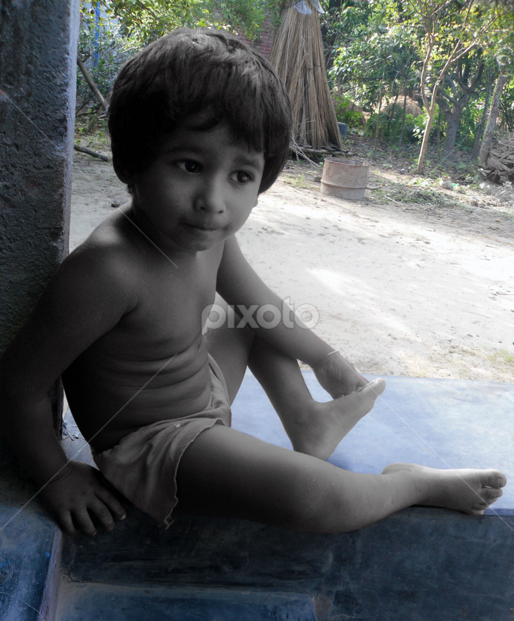 Lonely thoughts by Toufique E Joarder - Novices Only Street & Candid