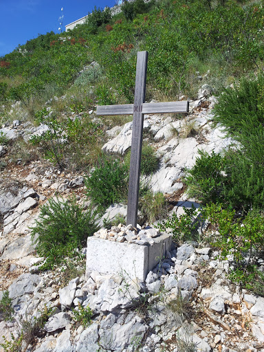 Cross 12 of Srdj