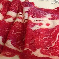 滿堂紅頂級麻辣鴛鴦火鍋
