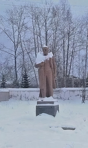 Статуя Ленин В.И.