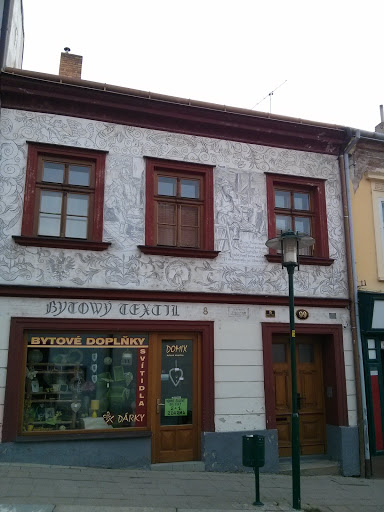 Painted Memorial House