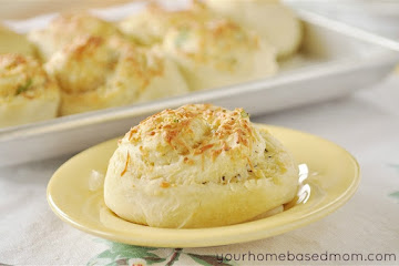 Cheese & Garlic Rolls