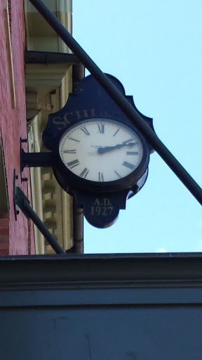 Schuster Clock