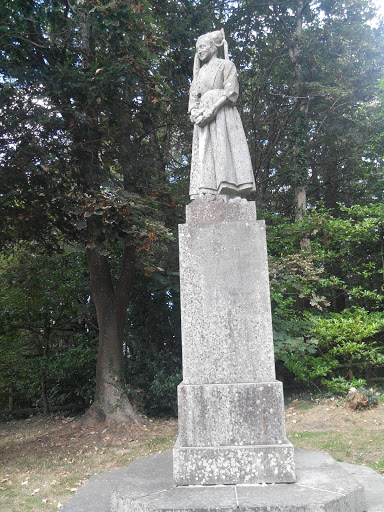 Statue Plougasteloise