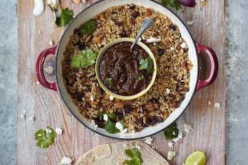 Sizzling chicken fajitas