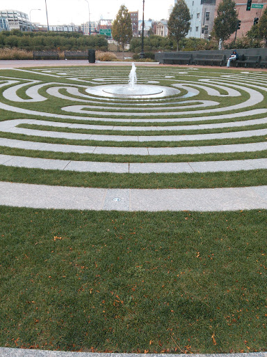 Labyrinth Fountain 