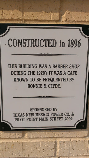 Bonnie & Clyde Cafe