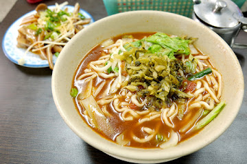 挑嘴鳳小吃店