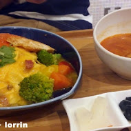 Uzna Omom 杏桃鬆餅屋