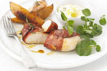 Chorizo chicken with chilli wedges