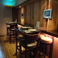 Jolly手工釀啤酒泰食餐廳