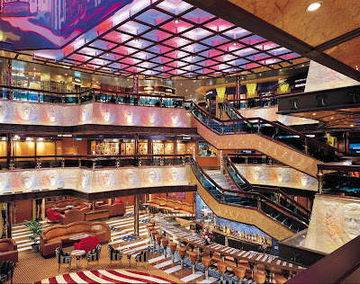  Carnival Valor's American Atrium celebrates American heroes and courage.