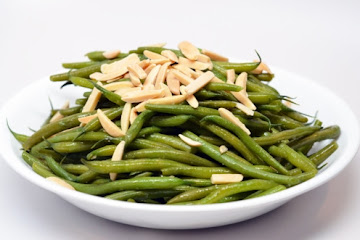 Quick Nuked (Microwaved) Green Beans