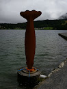 Skulptur im See