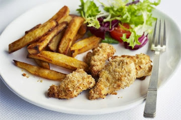 Cheesy turkey nuggets with smoking chips