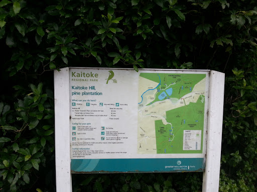 Entrance to Kaitoke Loop