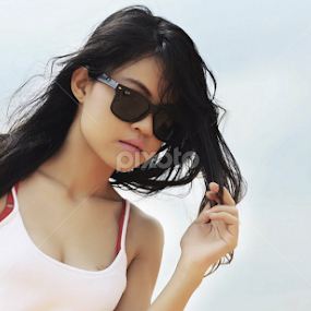 Thinking About You by Azlan Mustafa - People Portraits of Women