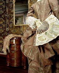 Japon van rood-groen en wit gestreepte en gebloemde zijde