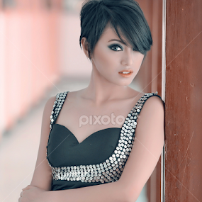 by Ririen Yunus (ryu031) - People Portraits of Women