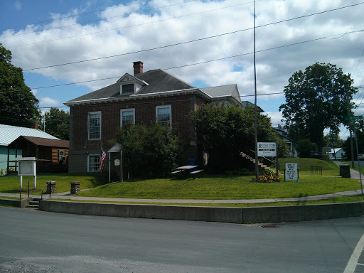Royalton Memorial Library