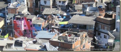 Repeindre les favela, Santa Marta, Brésil-8
