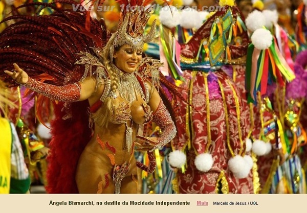 Les muses du Carnaval de Rio 2011-8 