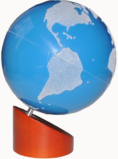 http://lh4.ggpht.com/_-dT1VrAp_eg/SxijM3bsL9I/AAAAAAAAAFM/E9dLnqPJdNI/s512/montessori%20australia%20globe%20of%20land%20and%20water%202.jpg