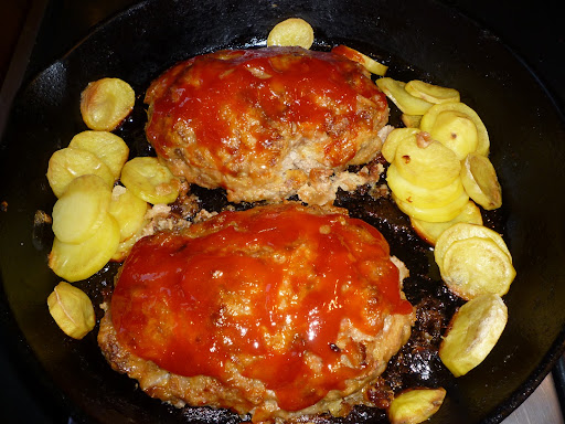 meat loaf and potatoes