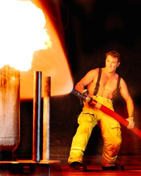 [firefighter-calendar-muscle-men11.jpg]