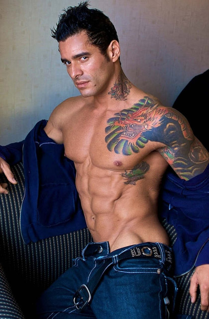 Sexy Muscle Men Pictures Gallery 17 - Tattoo Guys