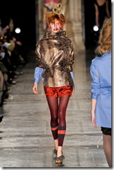 Vivienne Westwood Red Label Fall 2011 RTW Runway Photos 27