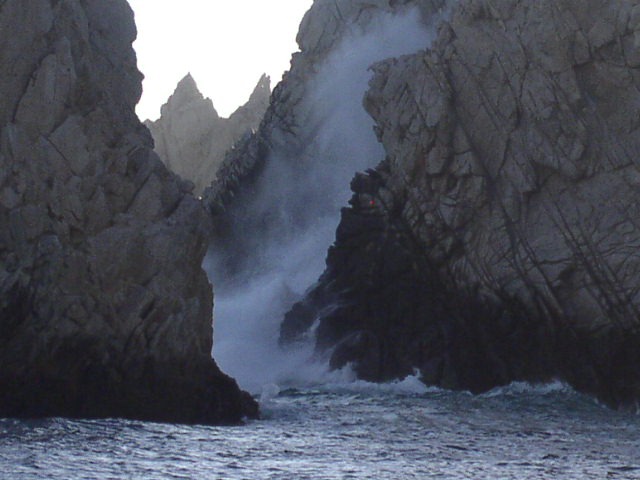 [Cabo San Lucas June 12-19 2004 089[4].jpg]