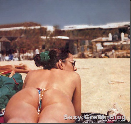 angela-dimitriou-topless-04