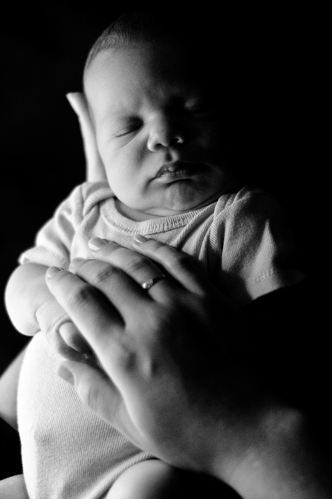 [Alex - B&W-4[3].jpg]