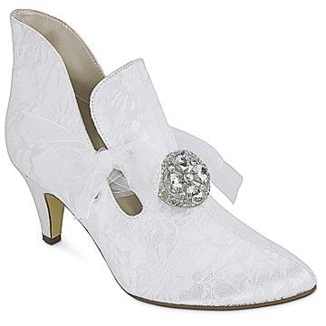 wedding_shoes1.jpg