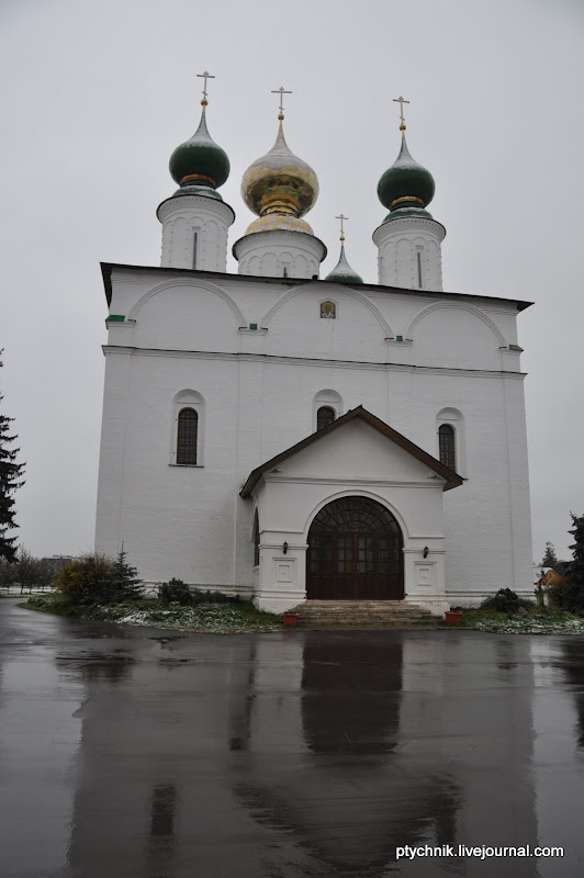 ПОСЕТИТЬ МОНАСТЫРЬ 