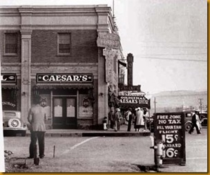 Caesar's_'original'_or_'hotel'_restaurant_-_Tijuana_c.1930