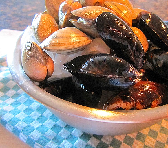 Clams & Mussels