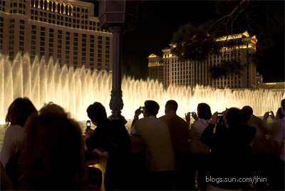 fountains of bellagio cec2007 las vegas