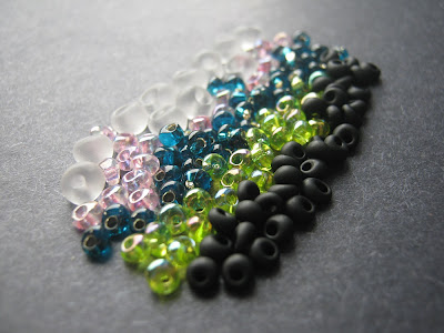 Assorted Small Magatama Drop Beads