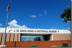 J_M_DavisArmsAndHistoricalMuseum