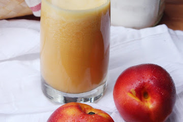 Recipe: Vanilla Nectarine Agua Fresca